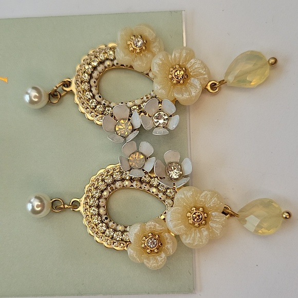 Lonna & Lilly BOHO Floral & Crystal Chandelier Earrings Gold - Picture 7 of 10